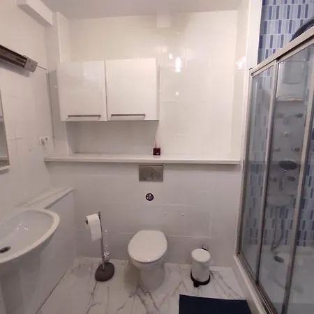 Stylish 4 Bedroom With Private Pool 빌라