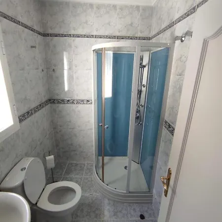 Stylish 4 Bedroom With Private Pool