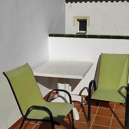 Stylish 4 Bedroom With Private Pool 빌라 *